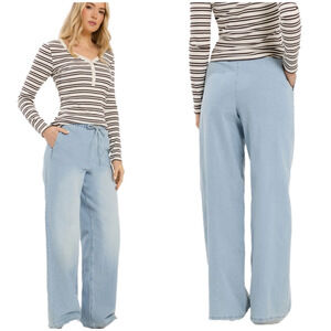 Light Wash Wide Leg Women’s Jeans - Casual Drawstring Waist For Xt Women.